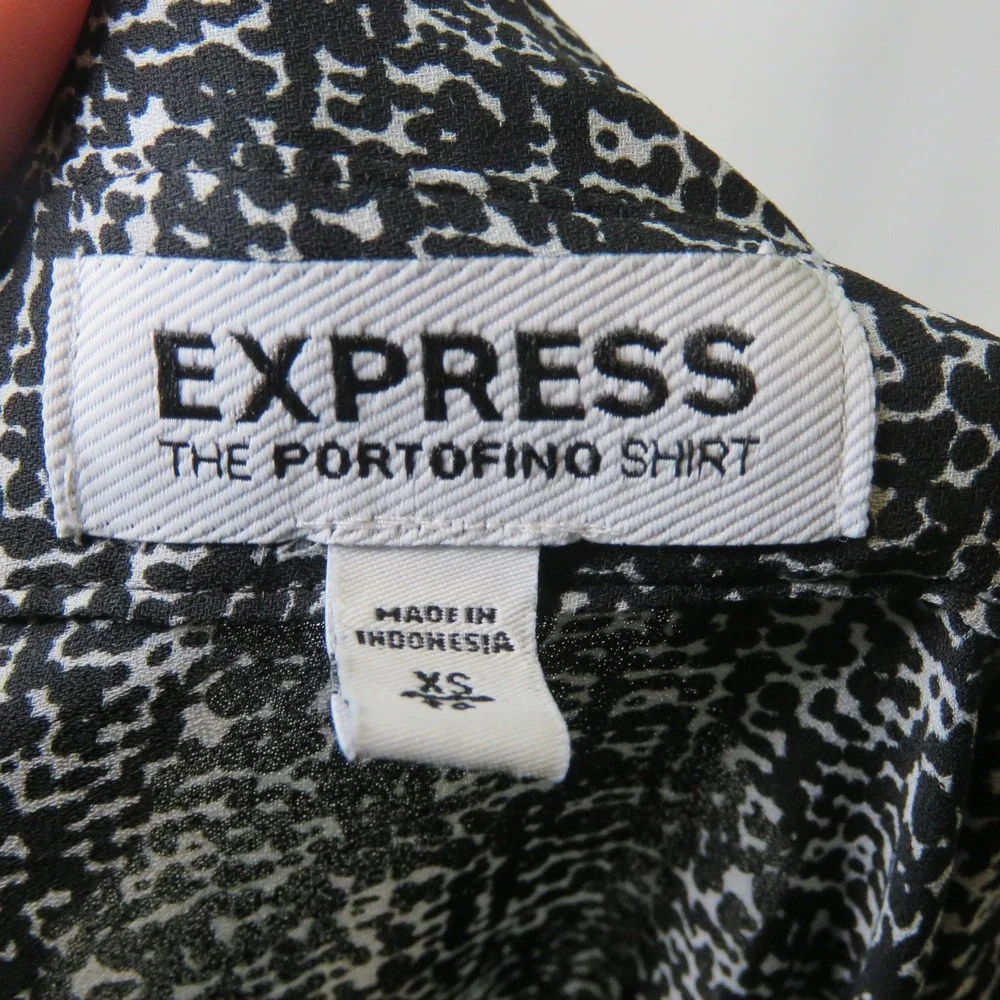 Express Women's The Portfolio Shirt Size XS Black White Button Down - Picture 6 of 7